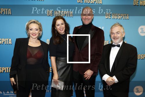 Amsterdam 4 december 2023
Premiere de hospita in het nieuwe delamar theater. Lone van Roosendaal en Annick Boer