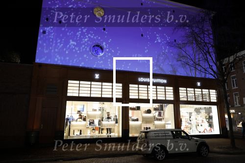 Amsterdam 14 december 2023
Opening van de nieuwe Louis Vuitton winkel op de pc Hooftstraat.
Alle gasten werden met luxe BMW \'s gebracht. Gaite Jansen