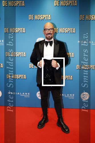 Amsterdam 4 december 2023
Premiere de hospita in het nieuwe delamar theater. maik de Boer met een kennis
