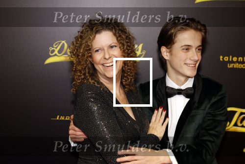 Amsterdam 12 december 2023
Premiere de tata\'s in Tuschinski. Margot Ros
