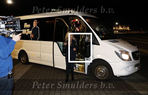 Rotterdam 30 december 2023
Surprise feestje voor Frans Bauer zijn 50e verjaardag in Ahoy. Frans Kwam met zijn vrouw Mariska Bauer en hun zonen Christiaan Frans Jr Lucas en Jan . Frans werd heel emotioneel toen hij aan kwam . In het circus werd er opgetreden door oa Patty Brard Thomas Berge en Emiel Hartkamp.