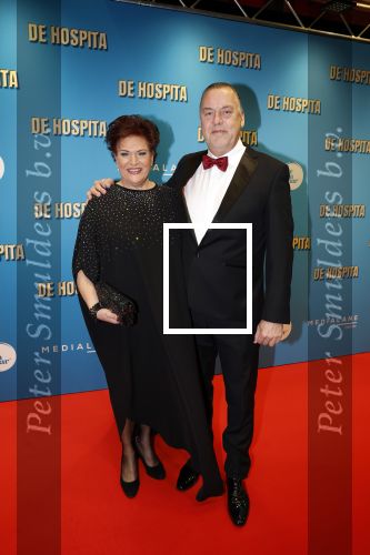 Amsterdam 4 december 2023
Premiere de hospita in het nieuwe delamar theater. marjolein Touw met man
