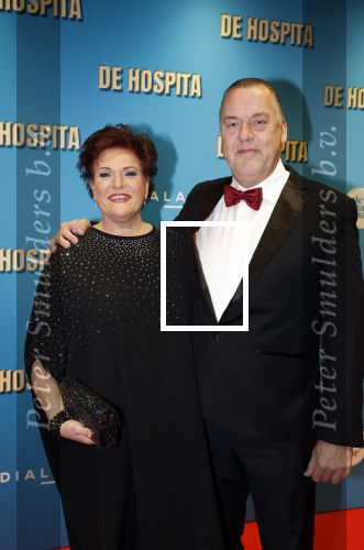 Amsterdam 4 december 2023
Premiere de hospita in het nieuwe delamar theater. marjolein Touw met man