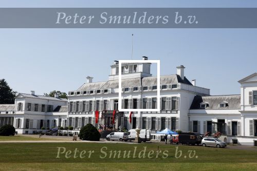 Soest 13 juni 2023
Opnames Sinterklaasfilm op paleis Soestdijk met oa Martien Meiland Martin v Waardenberg en Stefania.