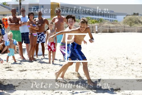 ibiza 17 juli 2012
Ruud Gullit op vakantie met al zijn 6 kinderen Felicity Charmayne Quincy Cheyenne Joelle en Maxim .
Peter Smulders bv