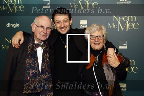Amsterdam, 11 December 2023
Premiere Neem me Mee
Minne Koole met zijn Opa en Oma