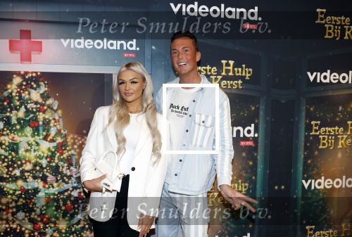 Amsterdam 6 december 2023
Premiere eerste hulp bij kerst  in Pathe Noord van Videoland. Nick Eshuis en Brenda Westers