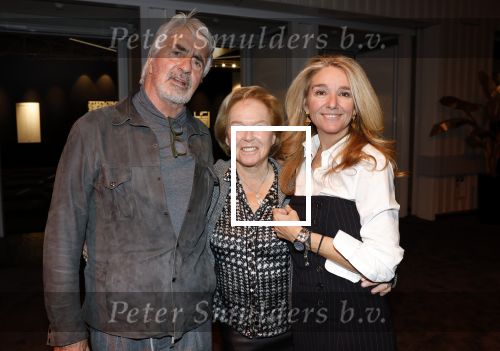 Amsterdam 8 december 2023
Masters of Luxury in de RAI. Nina Brink met Pieter Storms en haar dochter