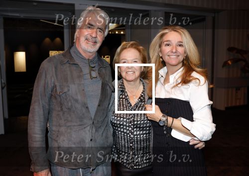 Amsterdam 8 december 2023
Masters of Luxury in de RAI. Nina Brink met Pieter Storms en haar dochter