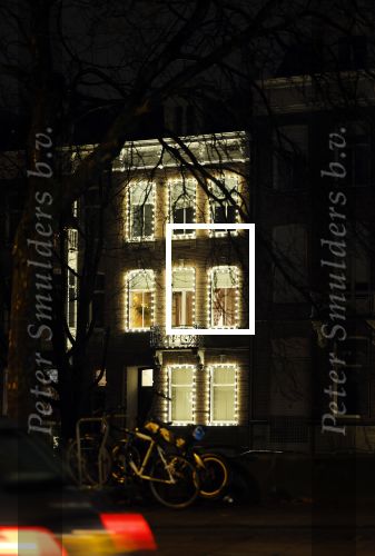 Amsterdam 12 december 2023
Het huis van Olcay Gulsen in kerstverlichting