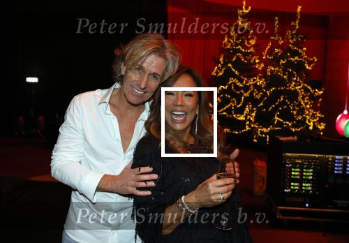 Rotterdam 30 december 2023
Surprise feestje voor Frans Bauer zijn 50e verjaardag in Ahoy. Frans Kwam met zijn vrouw Mariska Bauer en hun zonen Christiaan Frans Jr Lucas en Jan . Frans werd heel emotioneel toen hij aan kwam . In het circus werd er opgetreden door oa Patty Brard Thomas Berge en Emiel Hartkamp.