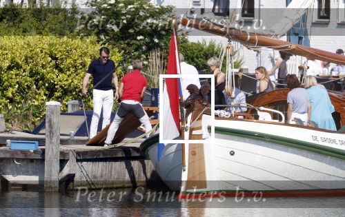Muiden 11 juni 2023
Prinses Beatrix gaat varen met vrienden op de groene Draeck. oa Aanwezig Prins Constantijn Prinses laurentien Gravin Eloise met (een) vriend.  Prinses Laurentien had ook de hond meegenomen.