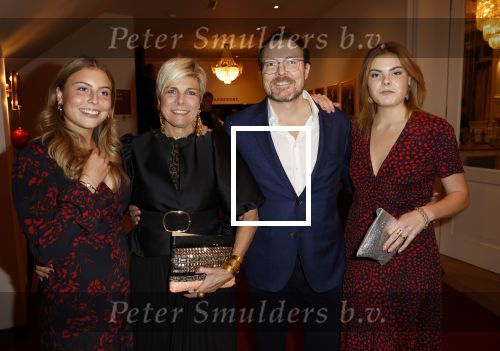 Amsterdam 20 december 2023
Premiere kerstcircus in Carre. prins Constantijn Prinses laurentien Prinses Eloise en Prinses Leonore