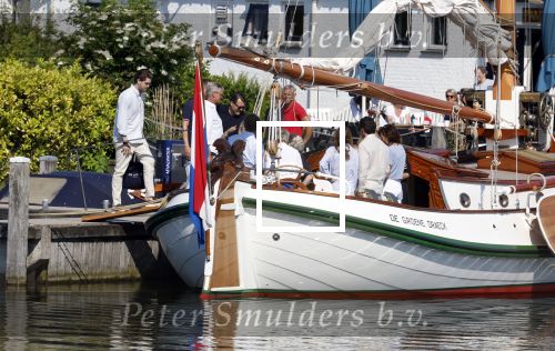 Muiden 11 juni 2023
Prinses Beatrix gaat varen met vrienden op de groene Draeck. oa Aanwezig Prins Constantijn Prinses laurentien Gravin Eloise met (een) vriend.  Prinses Laurentien had ook de hond meegenomen.