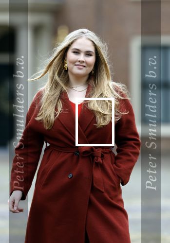 Den Haag 22 december 2023
Fotouurtje met Koning Willem Alexander Koningin Maxima Prinses Amalia Prinses Alexia Prinses Ariane en hun hondje Mambo bij Huis ten Bosch .