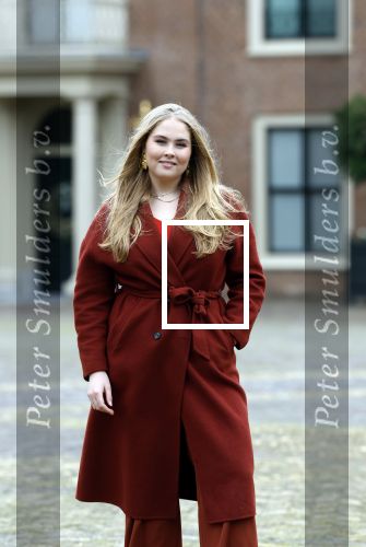 Den Haag 22 december 2023
Fotouurtje met Koning Willem Alexander Koningin Maxima Prinses Amalia Prinses Alexia Prinses Ariane en hun hondje Mambo bij Huis ten Bosch .
