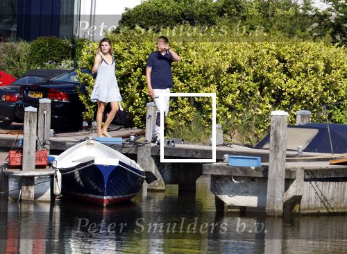 Muiden 11 juni 2023
Prinses Beatrix gaat varen met vrienden op de groene Draeck. oa Aanwezig Prins Constantijn Prinses laurentien Gravin Eloise met (een) vriend.  Prinses Laurentien had ook de hond meegenomen.