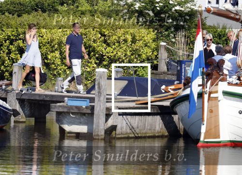 Muiden 11 juni 2023
Prinses Beatrix gaat varen met vrienden op de groene Draeck. oa Aanwezig Prins Constantijn Prinses laurentien Gravin Eloise met (een) vriend.  Prinses Laurentien had ook de hond meegenomen.