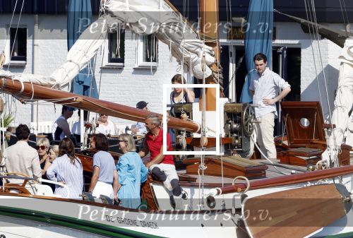 Muiden 11 juni 2023
Prinses Beatrix gaat varen met vrienden op de groene Draeck. oa Aanwezig Prins Constantijn Prinses laurentien Gravin Eloise met (een) vriend.  Prinses Laurentien had ook de hond meegenomen.