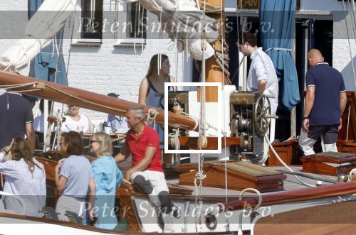 Muiden 11 juni 2023
Prinses Beatrix gaat varen met vrienden op de groene Draeck. oa Aanwezig Prins Constantijn Prinses laurentien Gravin Eloise met (een) vriend.  Prinses Laurentien had ook de hond meegenomen.