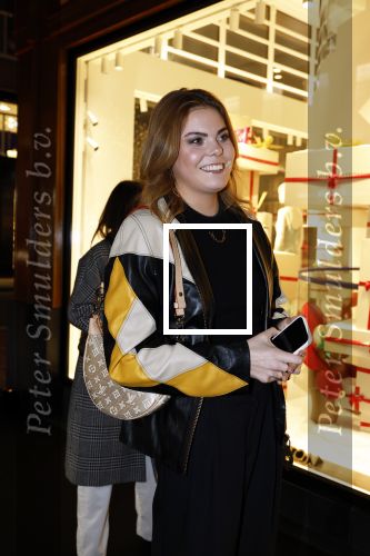 Amsterdam 14 december 2023
Opening van de nieuwe Louis Vuitton winkel op de pc Hooftstraat.
Alle gasten werden met luxe BMW \'s gebracht. Prinses Eloise v Oranje