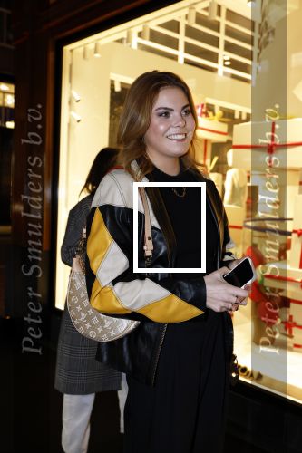 Amsterdam 14 december 2023
Opening van de nieuwe Louis Vuitton winkel op de pc Hooftstraat.
Alle gasten werden met luxe BMW \'s gebracht. Prinses Eloise v Oranje