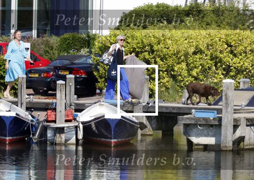 Muiden 11 juni 2023
Prinses Beatrix gaat varen met vrienden op de groene Draeck. oa Aanwezig Prins Constantijn Prinses laurentien Gravin Eloise met (een) vriend.  Prinses Laurentien had ook de hond meegenomen.
