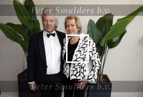 Leidschendam 18 december 203
Society Lunch in Fletcher Hotel Leidschendam. Ria Valk met vriend
