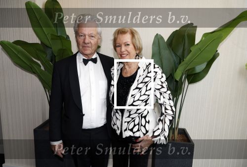 Leidschendam 18 december 203
Society Lunch in Fletcher Hotel Leidschendam. Ria Valk met vriend