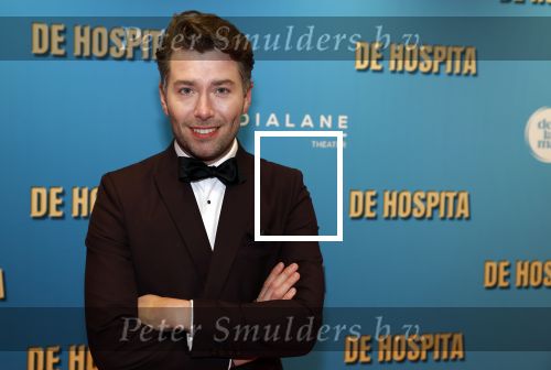 Amsterdam 4 december 2023
Premiere de hospita in het nieuwe delamar theater.