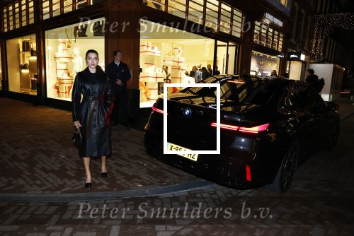 Amsterdam 14 december 2023
Opening van de nieuwe Louis Vuitton winkel op de pc Hooftstraat.
Alle gasten werden met luxe BMW \'s gebracht. Rina Lipa