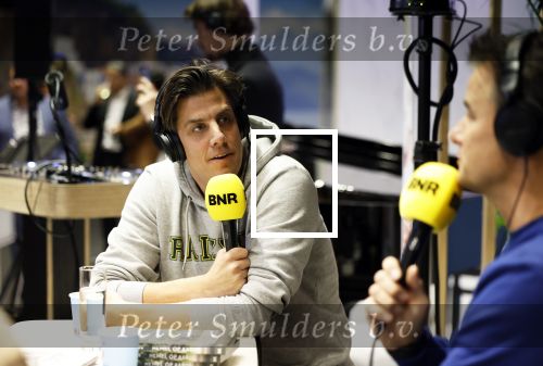 Amsterdam 8 december 2023
Radio Programma Wilfred Genee op masters of Luxury . Te gast Rob Kemps en Cor Bakker .