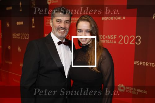 Utrecht 20 december 2023
Sportman / sportvrouw van jaar gala . Ron Berteling met zijn vrouw