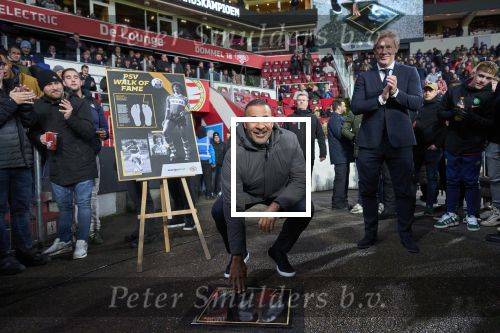 Eindhoven, 7 December 2023
Kompetitiewedstrijd PSV-SC Heerenveen, eindstand 2-0
Ruud Gullit