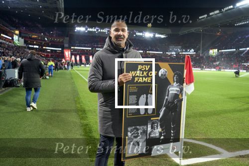 Eindhoven, 7 December 2023
Kompetitiewedstrijd PSV-SC Heerenveen, eindstand 2-0
Ruud Gullit