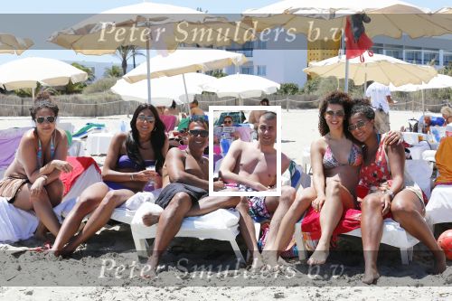 ibiza 17 juli 2012
Ruud Gullit op vakantie met al zijn 6 kinderen Felicity Charmayne Quincy Cheyenne Joelle en Maxim .
Peter Smulders bv