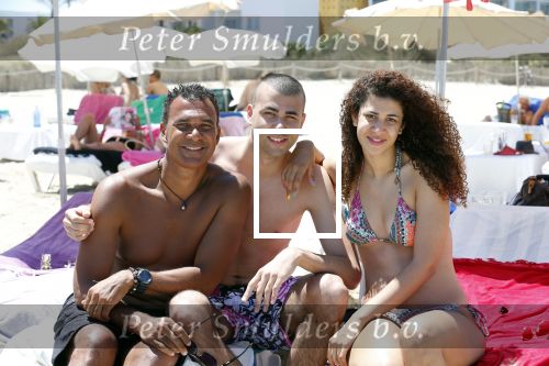 ibiza 17 juli 2012
Ruud Gullit op vakantie met al zijn 6 kinderen Felicity Charmayne Quincy Cheyenne Joelle en Maxim .
Peter Smulders bv