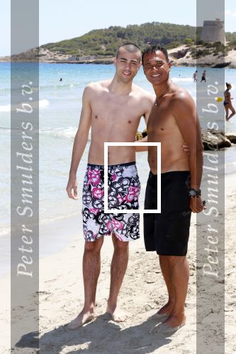 ibiza 17 juli 2012
Ruud Gullit op vakantie met al zijn 6 kinderen Felicity Charmayne Quincy Cheyenne Joelle en Maxim .
Peter Smulders bv