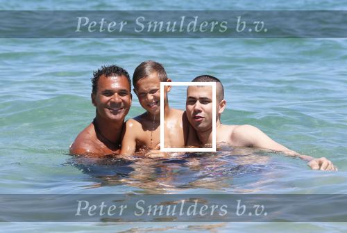 ibiza 17 juli 2012
Ruud Gullit op vakantie met al zijn 6 kinderen Felicity Charmayne Quincy Cheyenne Joelle en Maxim .
Peter Smulders bv