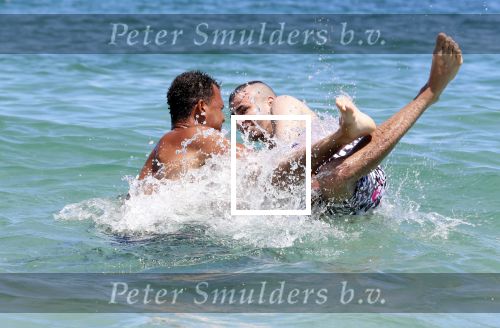 ibiza 17 juli 2012
Ruud Gullit op vakantie met al zijn 6 kinderen Felicity Charmayne Quincy Cheyenne Joelle en Maxim .
Peter Smulders bv
