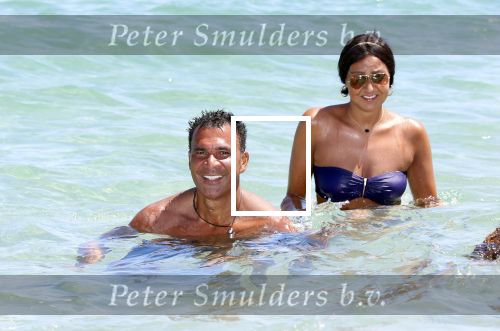 ibiza 17 juli 2012
Ruud Gullit op vakantie met al zijn 6 kinderen Felicity Charmayne Quincy Cheyenne Joelle en Maxim .
Peter Smulders bv
