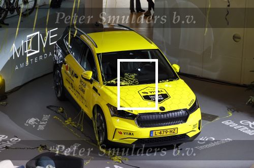 Amsterdam 21 december 2023
Presentatie nieuwe ploeg Visma Lease a Bike bij Move in Amsterdam.  Skoda Ploegleiderswagen