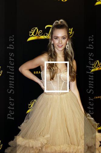 Amsterdam 12 december 2023
Premiere de tata\'s in Tuschinski. Sterre Koning