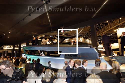 Amsterdam 7 december 2023
Openingsdag Masters of luxury in de rai.
Doop stratos 50 yacht van Lengers