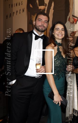Amsterdam 9 december 2023
VIP dag van de luxury fair in de RAI. Thierry Baudet en zijn vrouw Davide Heijmans met vrienden