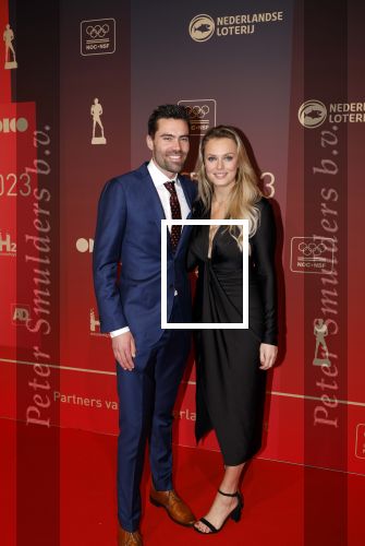 Utrecht 20 december 2023
Sportman / sportvrouw van jaar gala . Tom Dumoulin met nieuwe vriendin