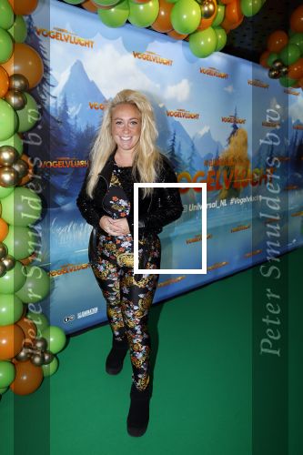 Amsterdam 2 december 2023
Premiere vogelvlucht in Pathe arena .
De cast met oa Floris Gobel Edsilia Rombley Linda Wagemakers Rayen Panday Posy Bakkum Imaani Oosterhuis Karin Bloemen en Thomas Koekkoek. Valerie Gumster