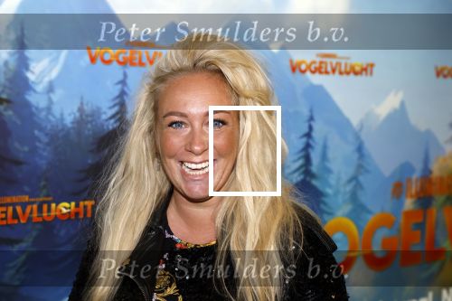 Amsterdam 2 december 2023
Premiere vogelvlucht in Pathe arena .
De cast met oa Floris Gobel Edsilia Rombley Linda Wagemakers Rayen Panday Posy Bakkum Imaani Oosterhuis Karin Bloemen en Thomas Koekkoek. Valerie Gumster