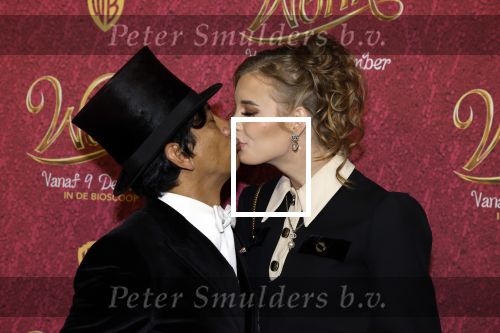 Amsterdam 8 december 2023
Premiere Wonka in Pathe Noord. Wibi Soerjadi met vriendin