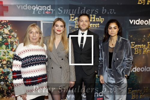 Amsterdam 6 december 2023
Premiere eerste hulp bij kerst  in Pathe Noord van Videoland. Will Koopman Soumaya Ahouaoui Eva Laurenssen Teun Luijkx